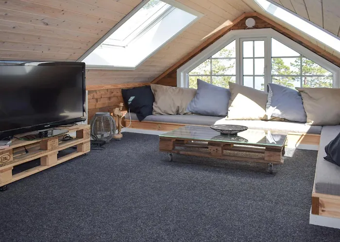 5 Bedroom Stunning In Passebekk Omholt